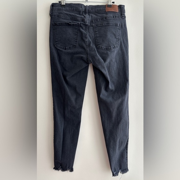 Madewell Black 9” High-Rise Button-Fly Skinny Jeans, Raw Hem, Size 29 - Picture 10 of 16